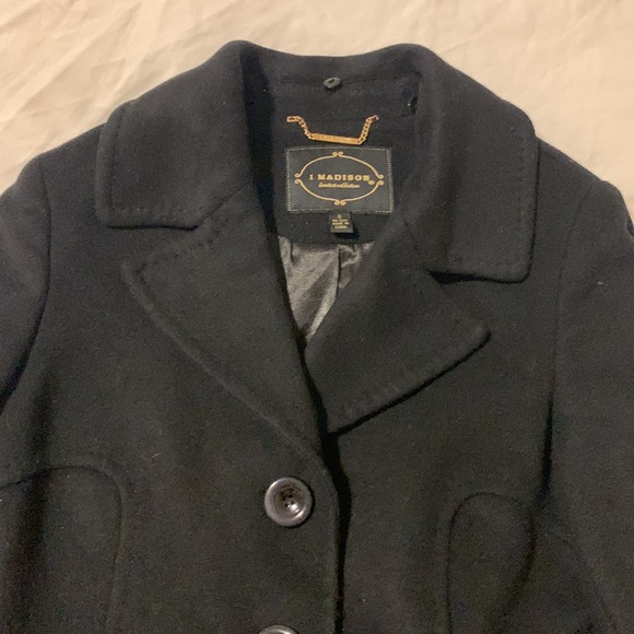 1 Madison Limited Collection coat with removable genuine fox fur collar - Picture 10 of 13